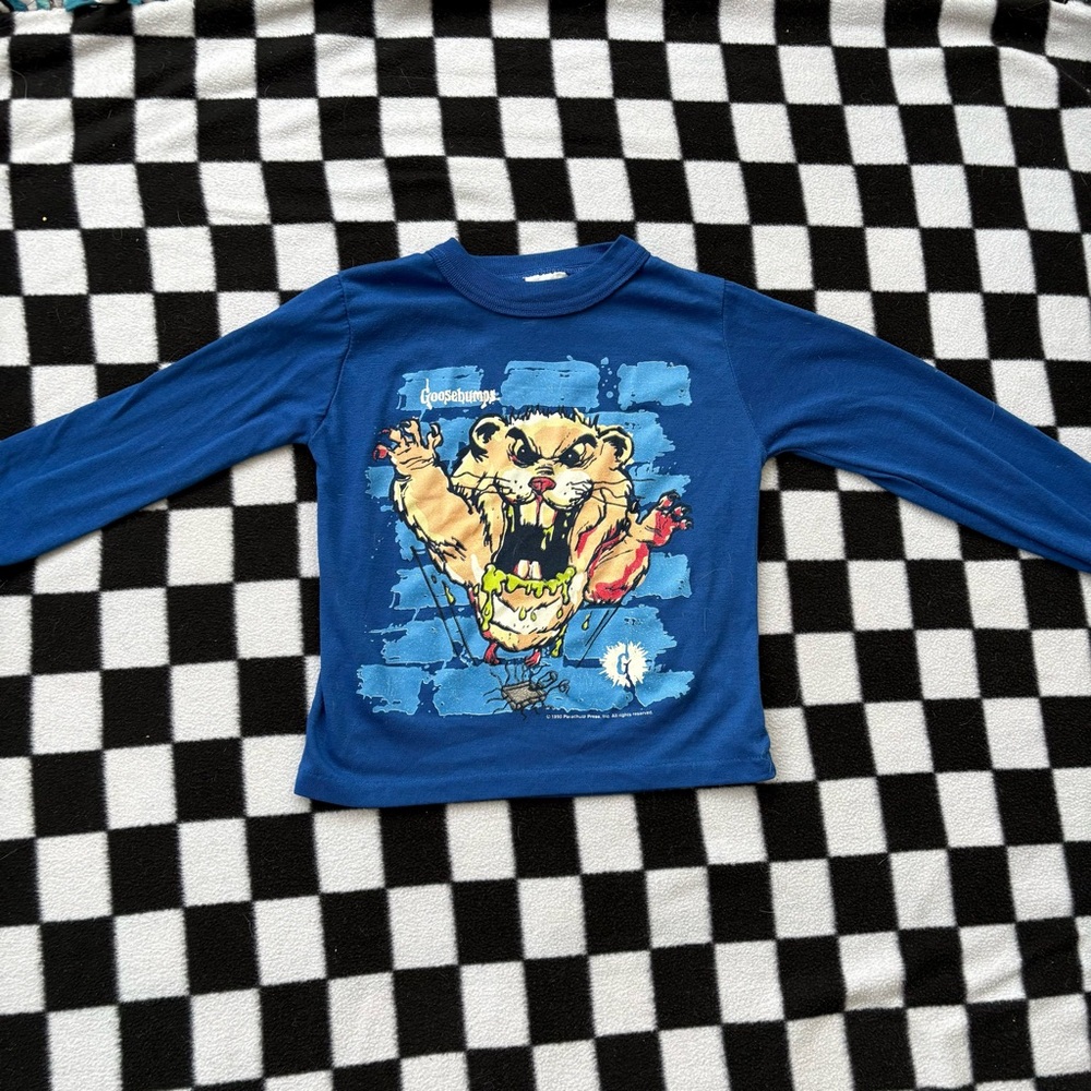Kids Blue vintage goosebumps long sleeve pajama top, size 4-5